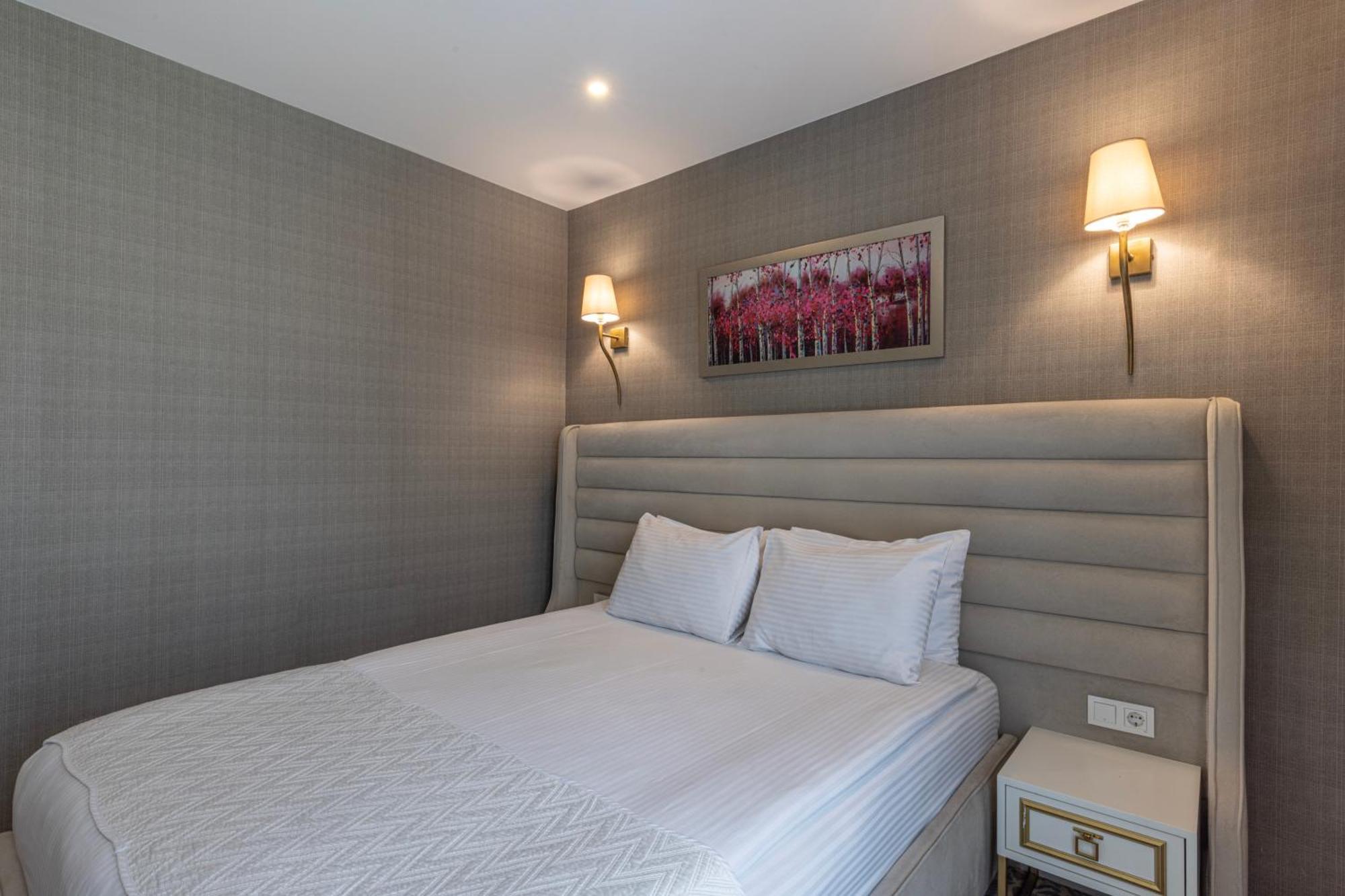 Mr Beyaz Hotel Istanbul Exterior photo